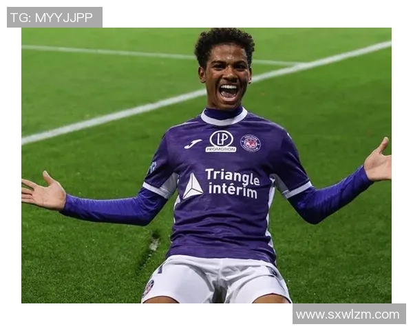 楚阿梅尼的足球之路与未来发展展望：从新星到顶级球员的蜕变之旅